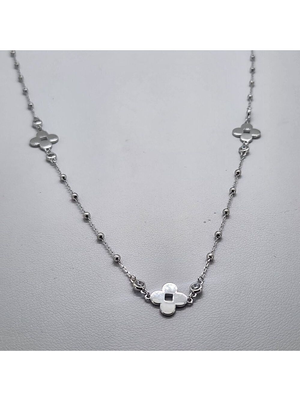Brand New Sterling Silver 925 Three Clover Beaded Necklace - Picture 4 of 6